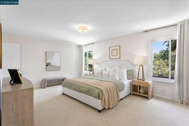 651 Derbyshire Pl, Danville, CA 94526