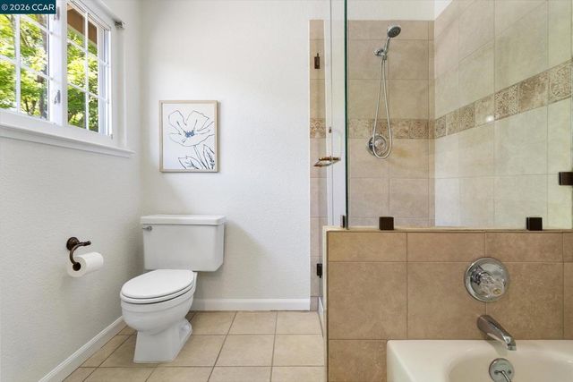 651 Derbyshire Pl, Danville, CA 94526