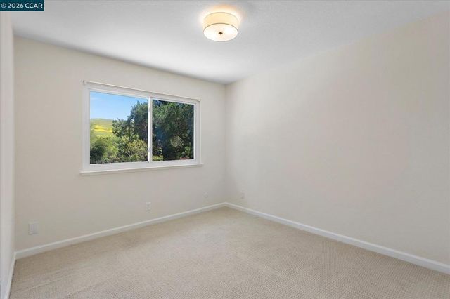 651 Derbyshire Pl, Danville, CA 94526