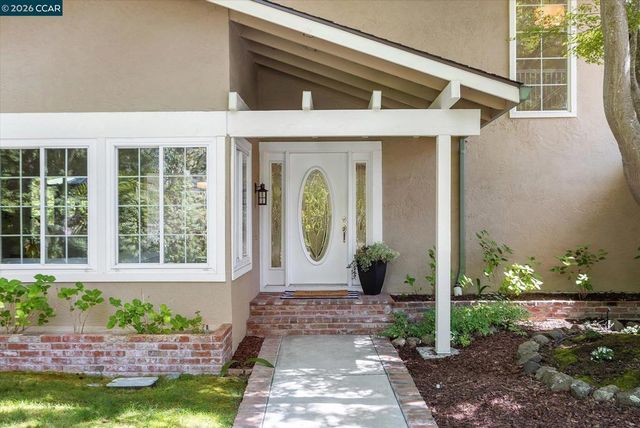 651 Derbyshire Pl, Danville, CA 94526