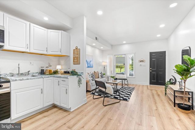 2542 HARFORD RD, Baltimore, MD 21218