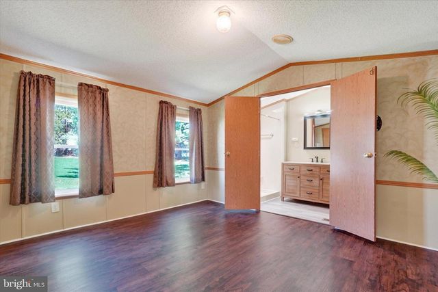 66 ALANA DR, York, PA 17402