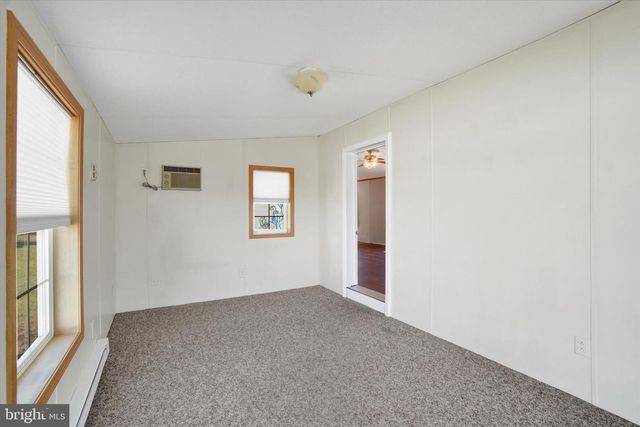 66 ALANA DR, York, PA 17402