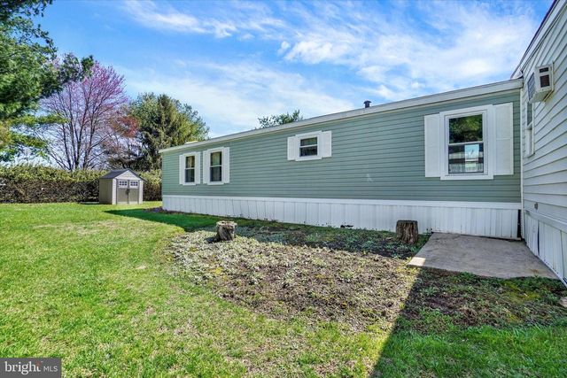 66 ALANA DR, York, PA 17402