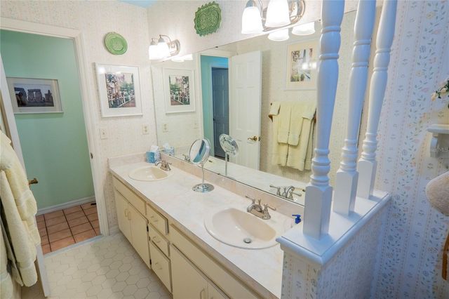 601 FOX VALLEY DRIVE, Longwood, FL 32779