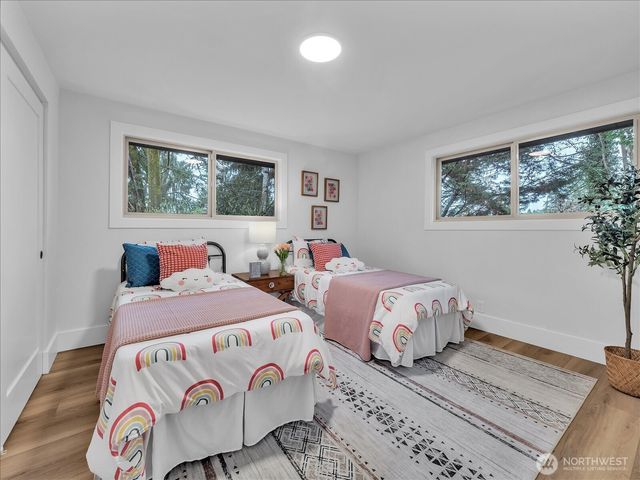 13046 15th Avenue NE, Seattle, WA 98125