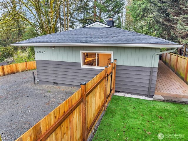 13046 15th Avenue NE, Seattle, WA 98125