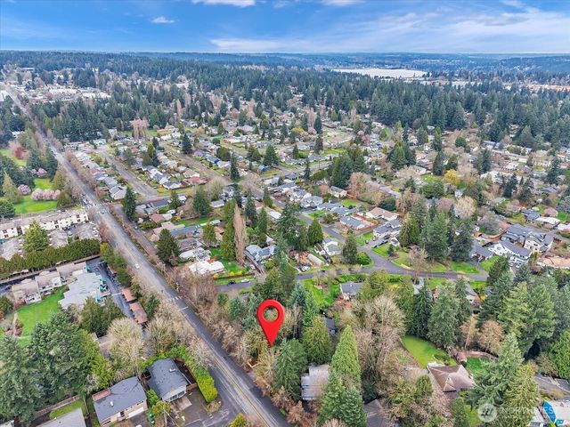 13046 15th Avenue NE, Seattle, WA 98125