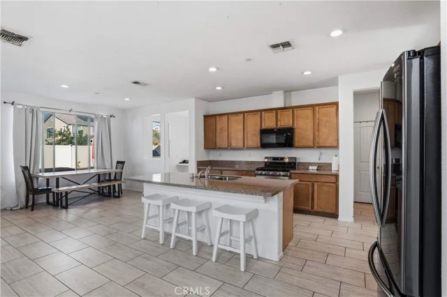 1120 Regala Street, Perris, CA 92571