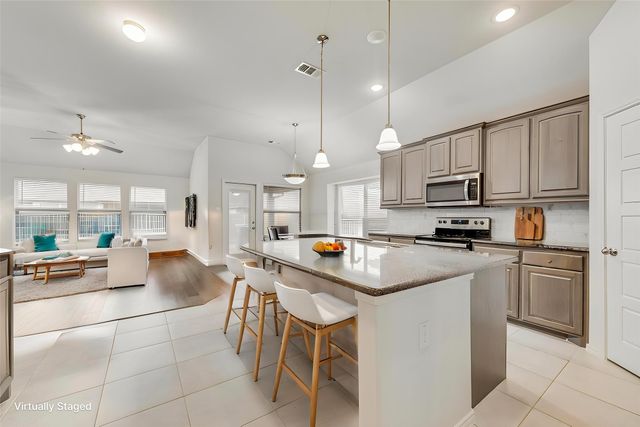 6345 Red Cliff Drive, Fort Worth, TX 76179