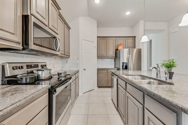 6345 Red Cliff Drive, Fort Worth, TX 76179