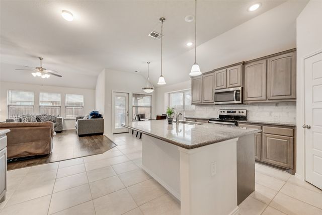 6345 Red Cliff Drive, Fort Worth, TX 76179