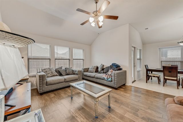 6345 Red Cliff Drive, Fort Worth, TX 76179