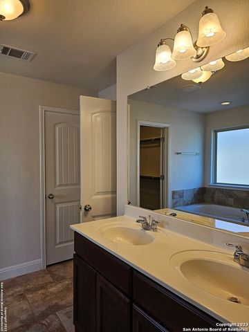 12511 Loving Mill, San Antonio, TX 78253