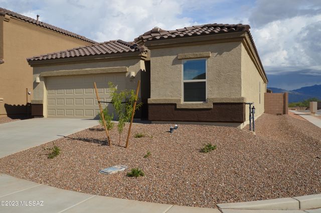 12175 E Metz Drive, Vail, AZ 85641