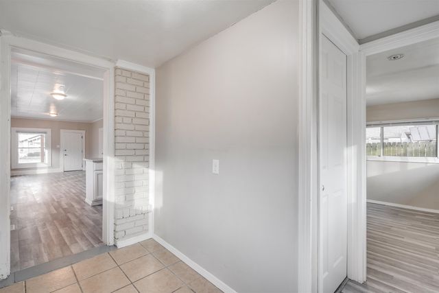 1930 S Main St, Wichita, KS 67213