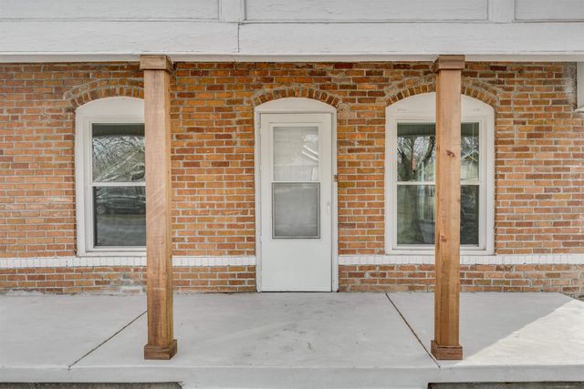 1930 S Main St, Wichita, KS 67213