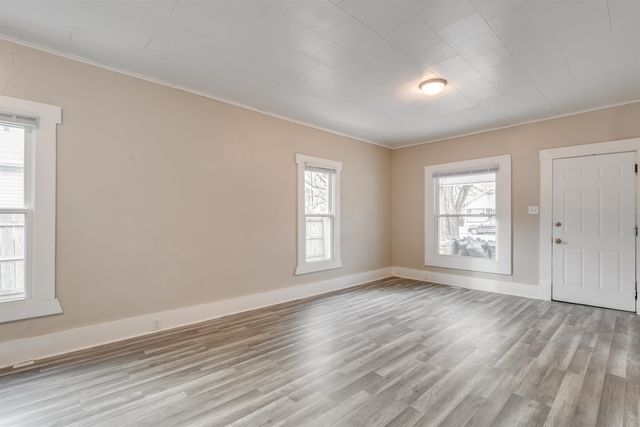 1930 S Main St, Wichita, KS 67213