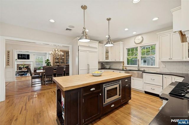 512 Spring Avenue, Ridgewood, NJ 07450