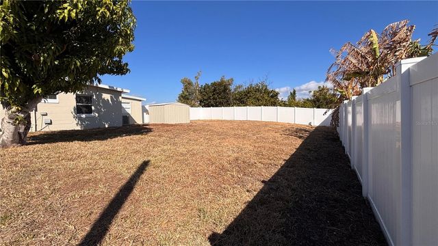 21543 KENYON AVENUE, Port Charlotte, FL 33952