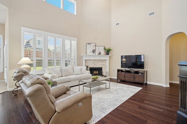 2432 Lakebend Drive, Little Elm, TX 75068