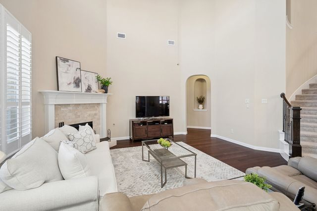 2432 Lakebend Drive, Little Elm, TX 75068