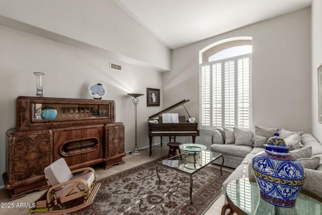 6064 W IRMA Lane, Glendale, AZ 85308