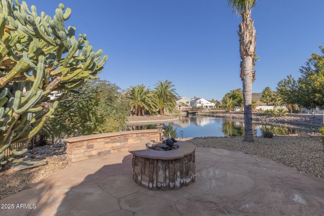 6064 W IRMA Lane, Glendale, AZ 85308