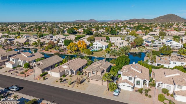 6064 W IRMA Lane, Glendale, AZ 85308