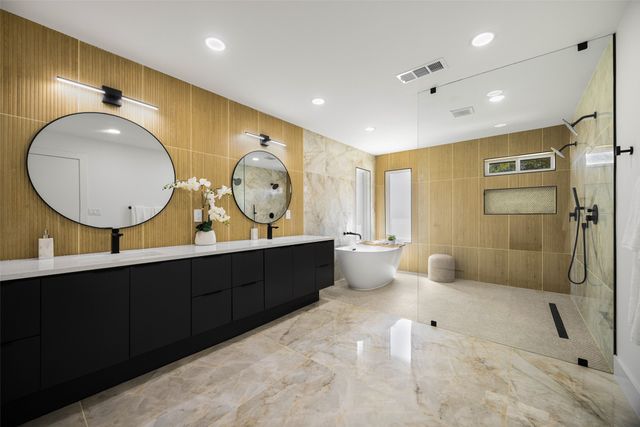 9204 Heatherdale Drive, Dallas, TX 75243