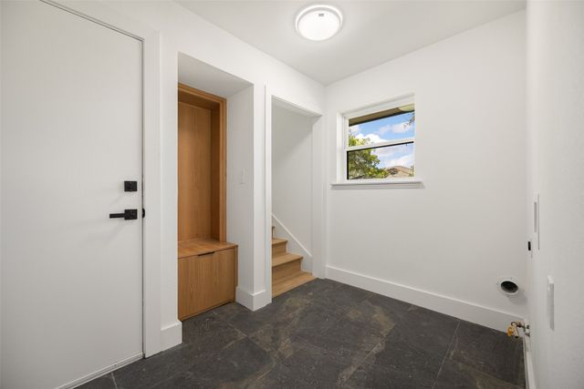 9204 Heatherdale Drive, Dallas, TX 75243