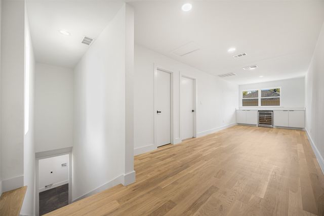 9204 Heatherdale Drive, Dallas, TX 75243