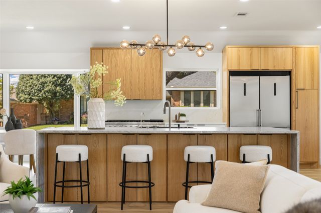 9204 Heatherdale Drive, Dallas, TX 75243