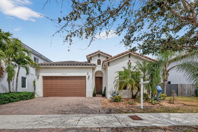 14929 SW 176th Ter, Miami, FL 33187