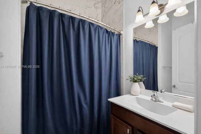 14929 SW 176th Ter, Miami, FL 33187