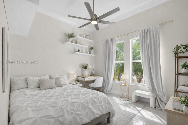 14929 SW 176th Ter, Miami, FL 33187