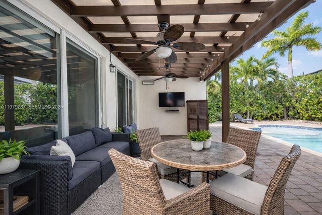 14929 SW 176th Ter, Miami, FL 33187