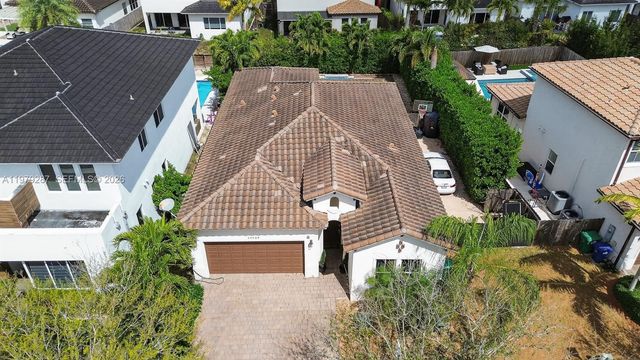 14929 SW 176th Ter, Miami, FL 33187