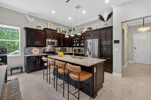 14929 SW 176th Ter, Miami, FL 33187