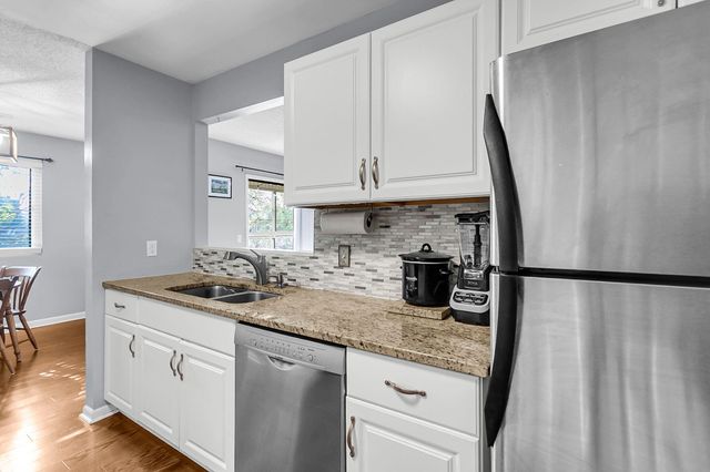 91 Ashley Hall Plantation 4, Charleston, SC 29407