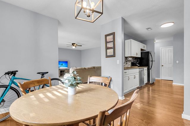 91 Ashley Hall Plantation 4, Charleston, SC 29407