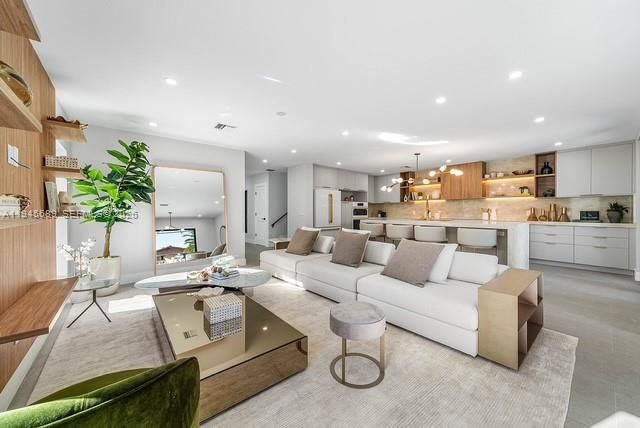 3225 Canal Dr, Pompano Beach, FL 33062