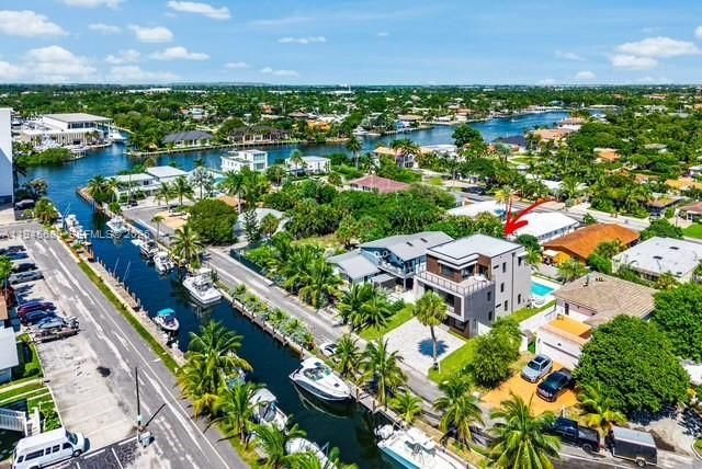 3225 Canal Dr, Pompano Beach, FL 33062