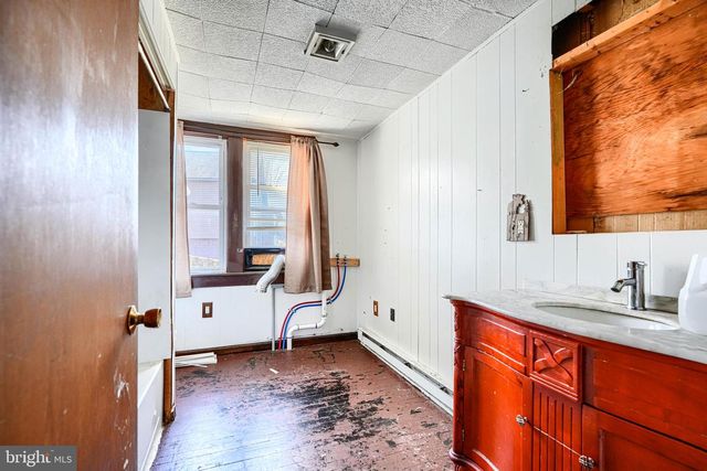 14924 PARADISE ST SW, Midland, MD 21532