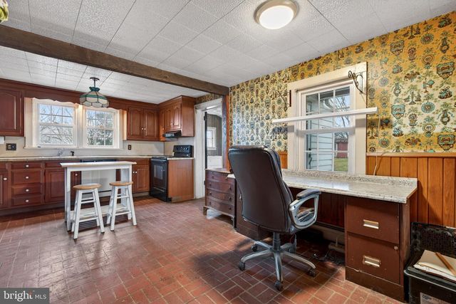 3301 MARIETTA AVE, Lancaster, PA 17601