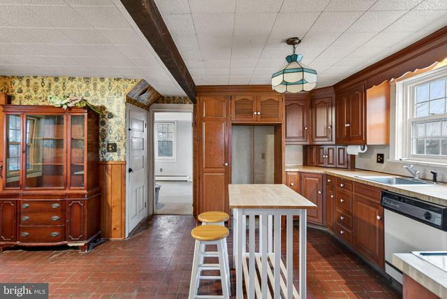 3301 MARIETTA AVE, Lancaster, PA 17601