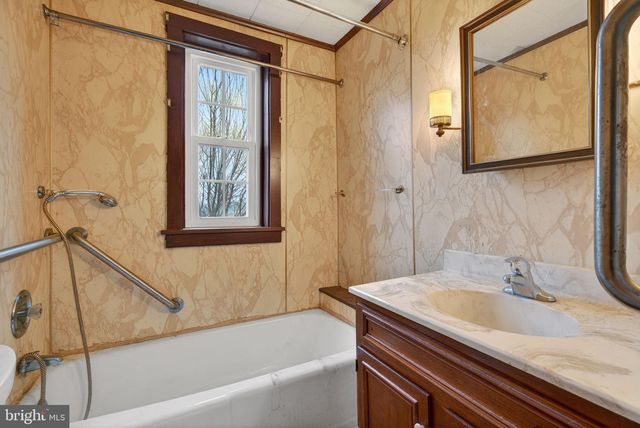 3301 MARIETTA AVE, Lancaster, PA 17601