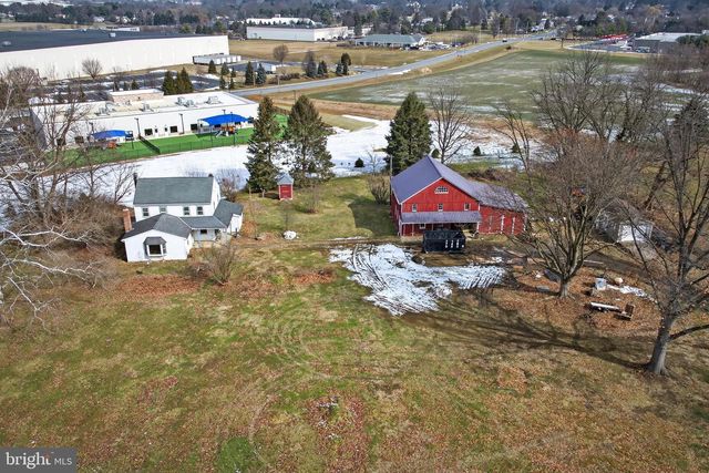 3301 MARIETTA AVE, Lancaster, PA 17601