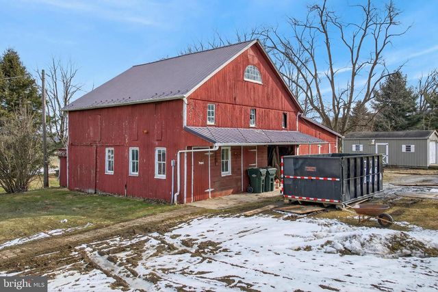 3301 MARIETTA AVE, Lancaster, PA 17601