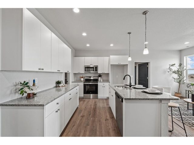 380 S Ashford Dr, Pueblo West, CO 81007